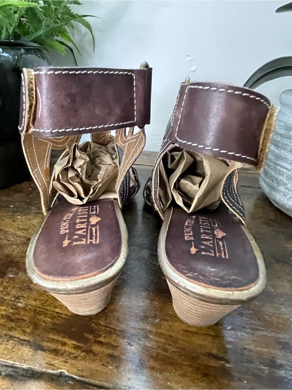 L’artiste Flourish gladiator brown cutout Leather Sandals EU 40, US 9.5 - Picture 5 of 7